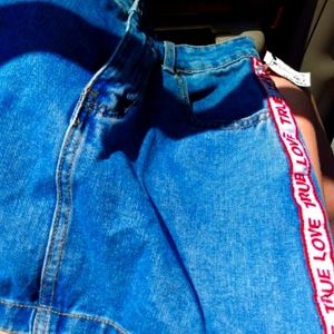 Just got...too small. Can post more pictures in half an hour...ONE LUV 🥰